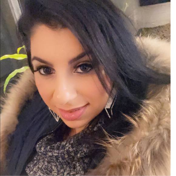 Meet your Posher, Rita - Picture 1 of 1